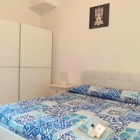 Tao Charming Apartment Taormina Room photo